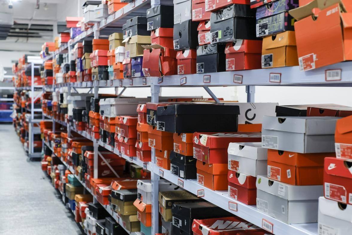 阿迪达斯椰子最新款,阿迪达斯椰子鞋为什么才100多