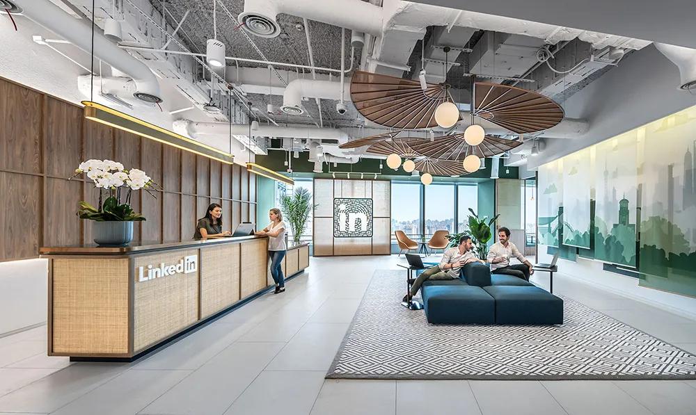 自由畅想云科技公司SQUAD基辅总部大楼设计欣赏