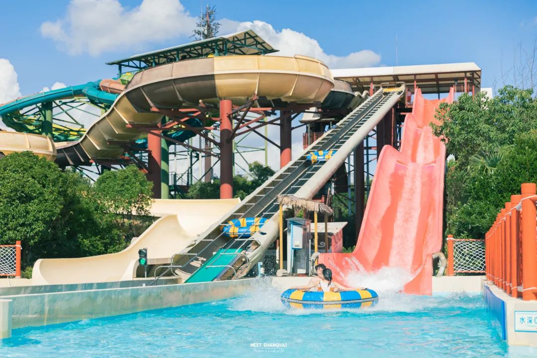 200000㎡水公园今夏回归！电音健身趴、粉红沙滩...嗨翻假期