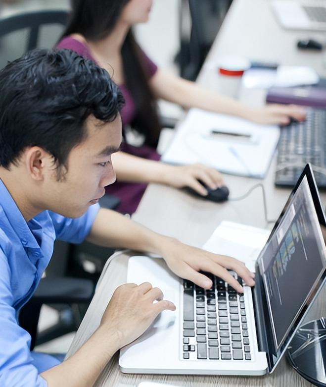 十大本科高薪专业热榜,文科本科就业率最高的十大专业