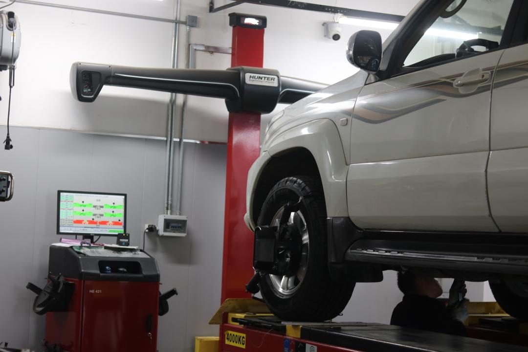 06年丰田霸道汽车翻新全过程,从山西拉回来的车