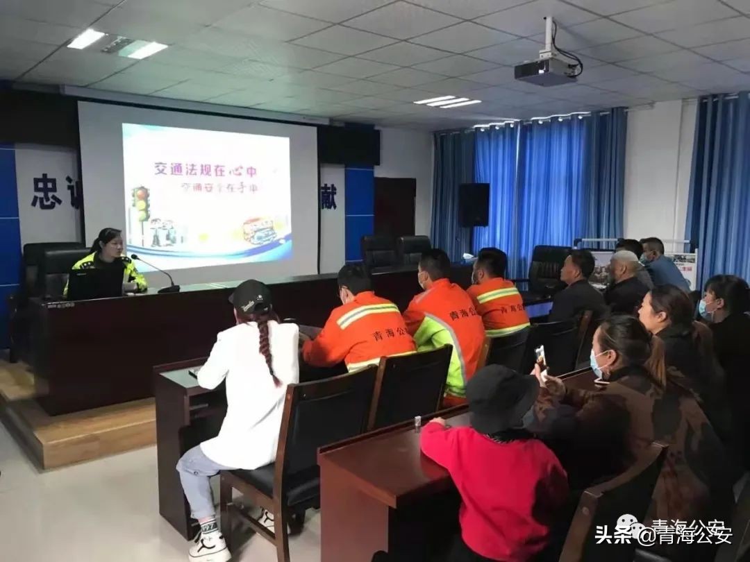 致敬了不起的她丨阿丽娟：戈壁滩上的格桑花