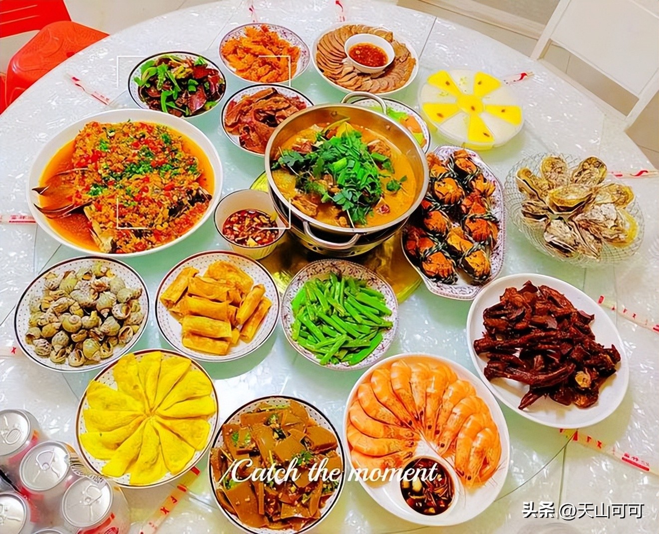 大家庭15个人的年夜饭菜单,年夜饭必备的二十道菜四口之家