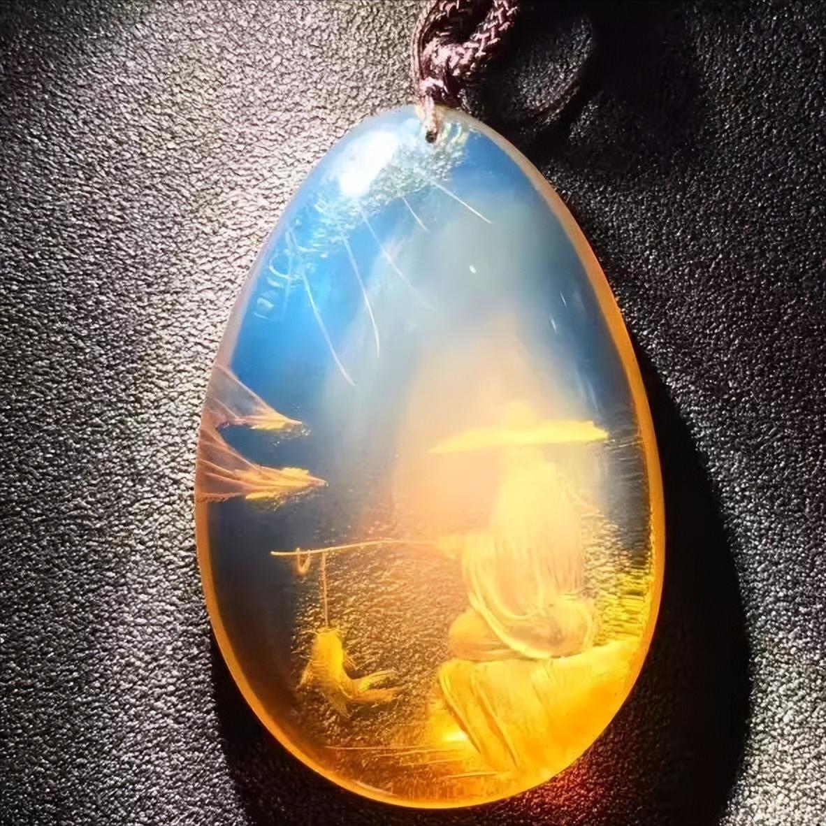 你知道琥珀的“前世传说”吗?来琥珀博物馆领略琥珀的前世今生