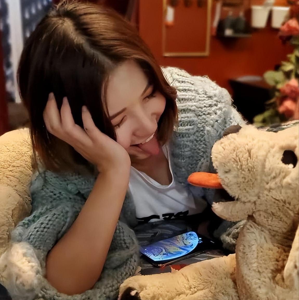 翼装飞行女孩刘安遗体捐献,天津24岁女孩刘安挑战翼装飞行