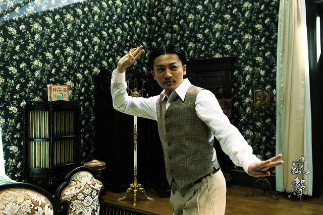 13年过去，这部让李冰冰全裸出镜的《风声》，依旧无人能超越