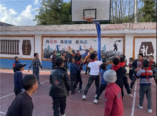 为中国足球梦想助力,为农村孩子筑梦爱心公益活动