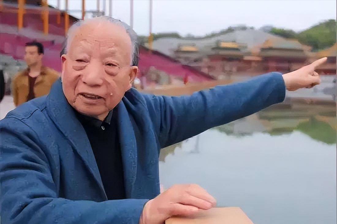 圆明新园横店集团徐文荣家族成员,横店创始人徐文荣哥哥