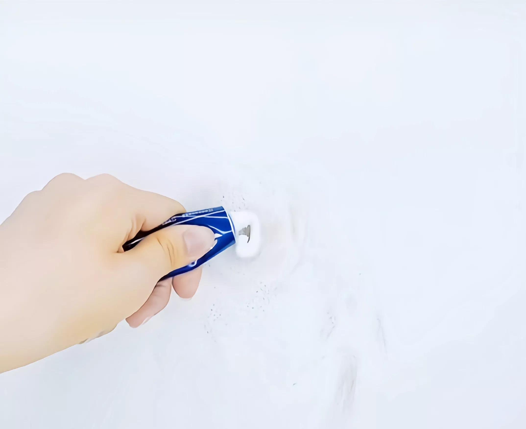 有芯卷纸挂墙上小妙招,无芯卷纸怎么抽芯出来小妙招