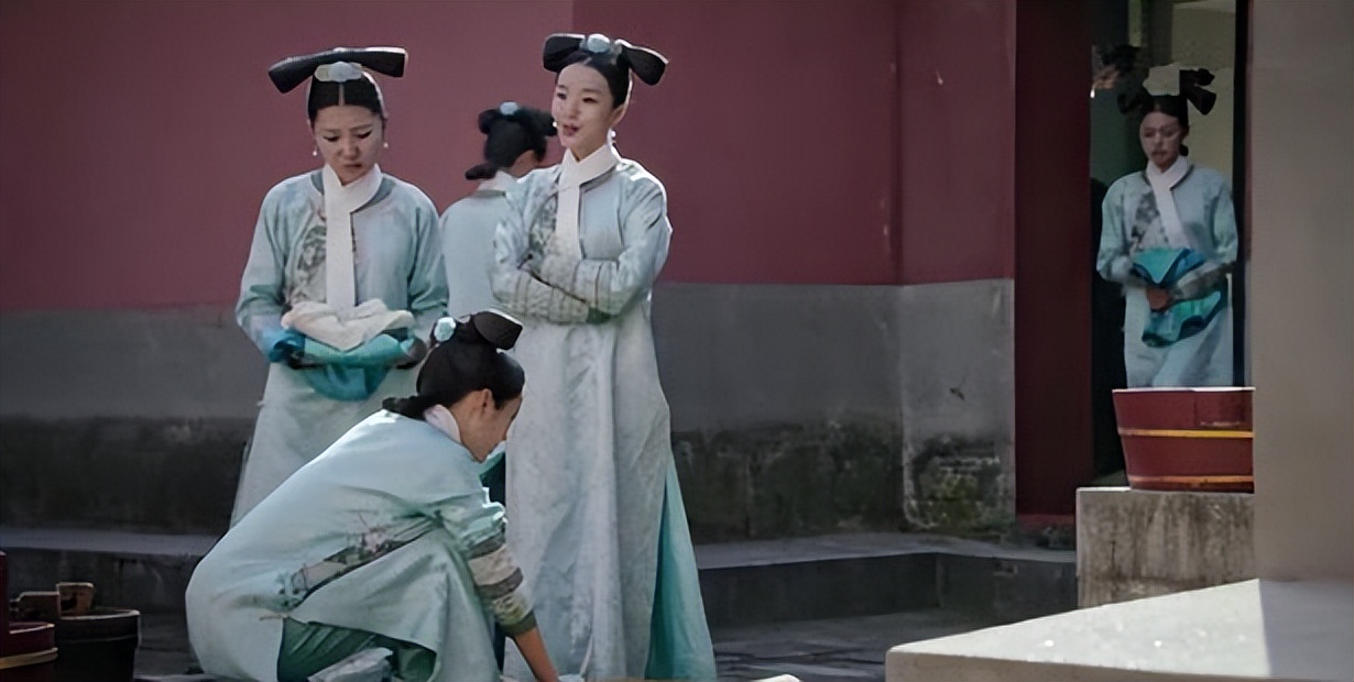 在古代多少钱才能买一个丫鬟,古代买个丫鬟多少钱