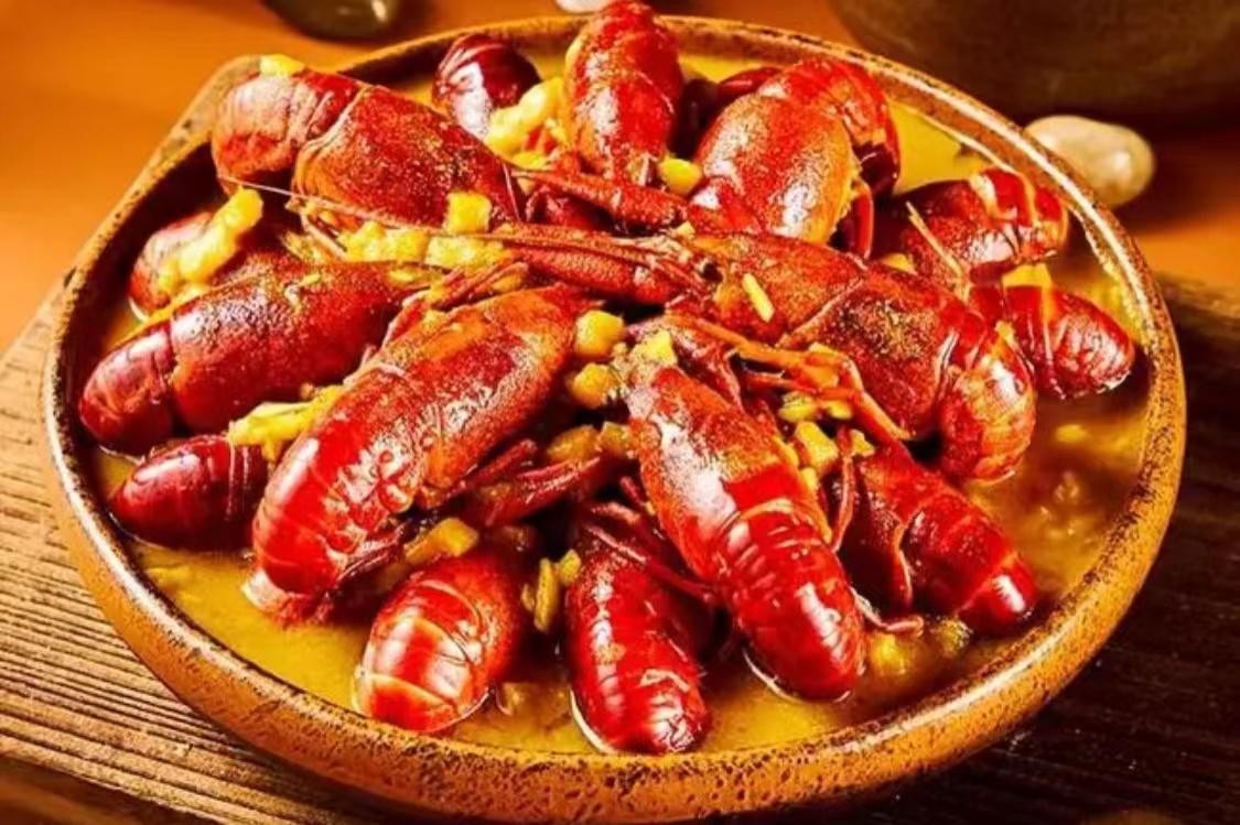 目前最好吃的小龙虾哪里出来,大家觉得小龙虾哪个地方的最正宗