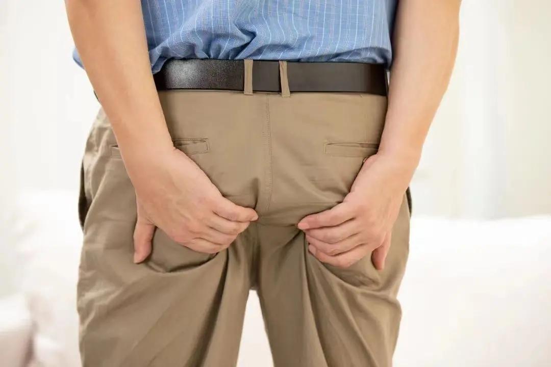 长痔疮后不想治，危害究竟有多大？