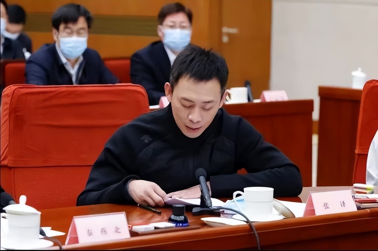 张译苦守植物人初恋十年,张译初恋成植物人苦守10年图片