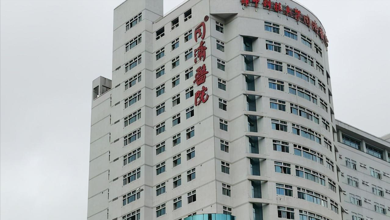 国内最顶尖的十所医学院,全国几所考上就等于就业的医学院