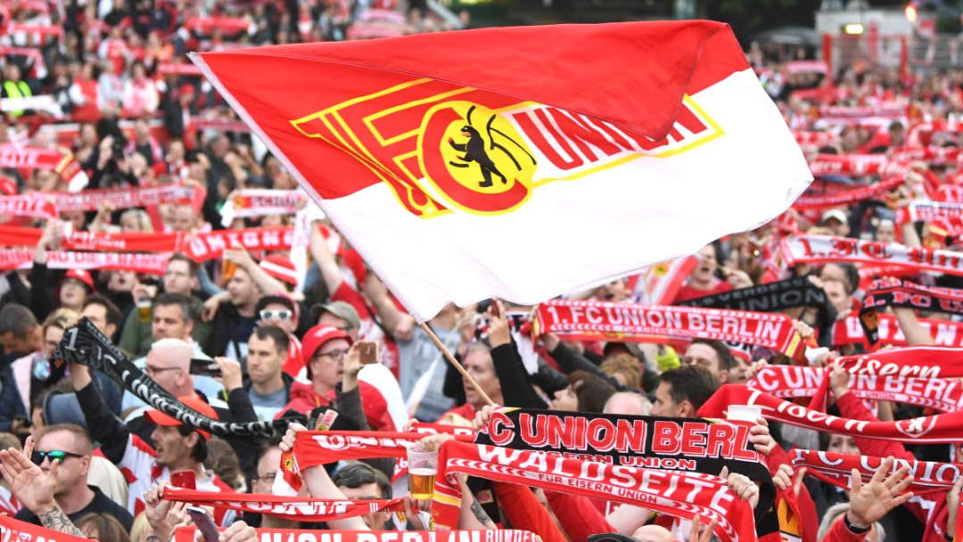 谁说足坛小球队不能成大事：1亿身价却力压拜仁！德甲7轮不败领跑