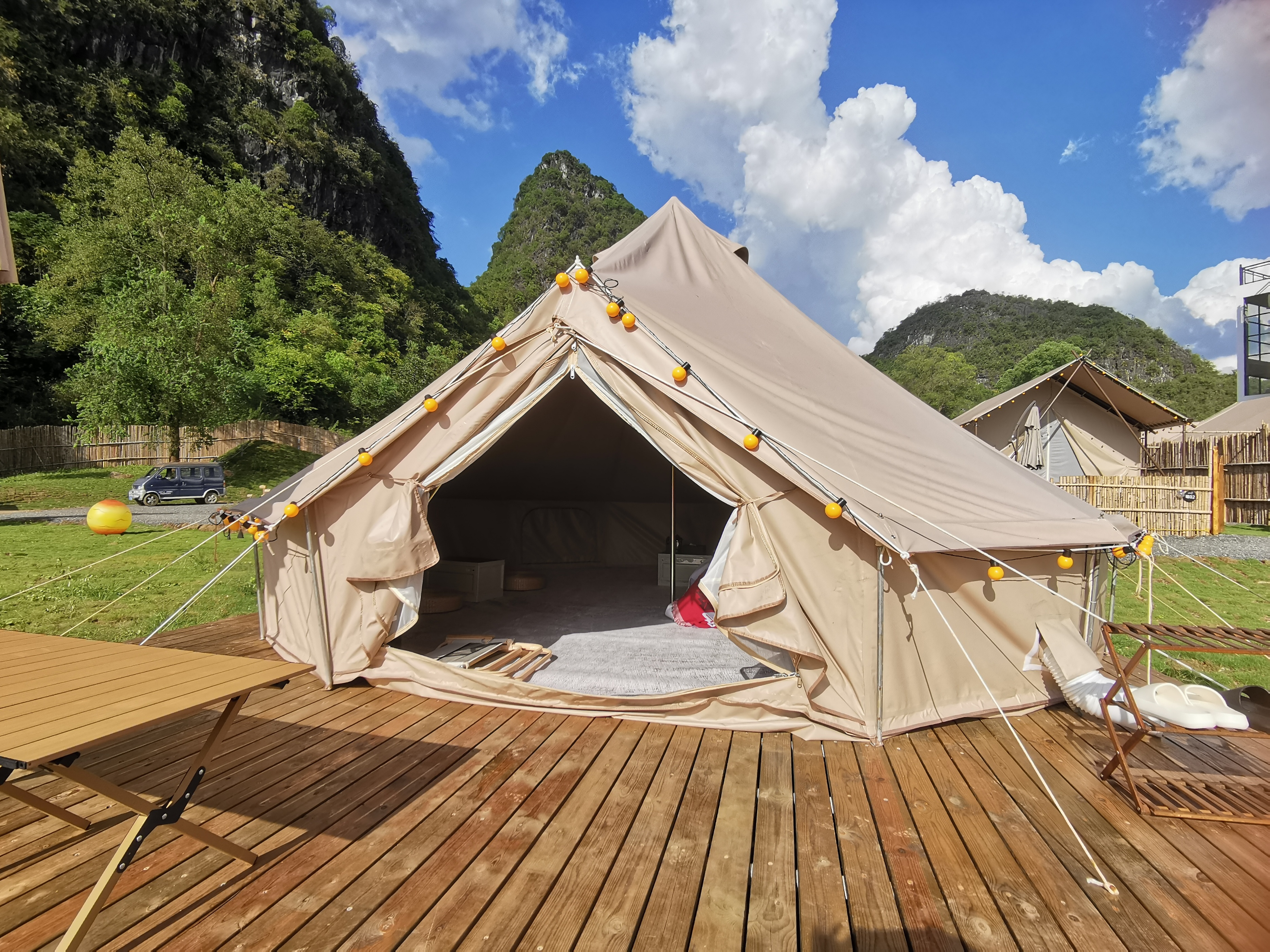 清远英德峰林晓镇精品露营地,清远英德湖畔野奢露营