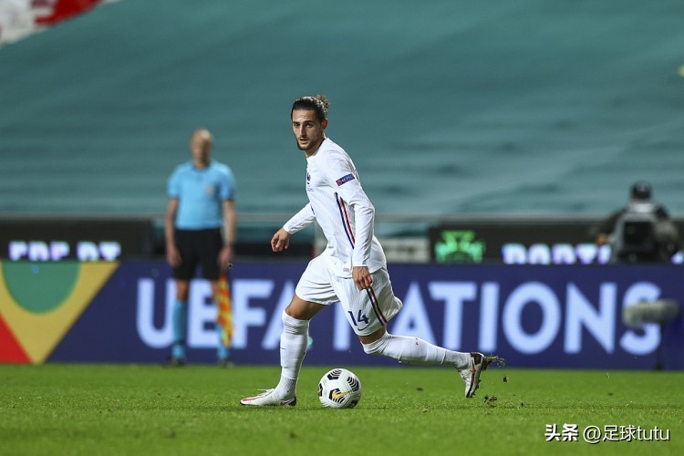 马内转会最新消息,2022前锋马内转会消息