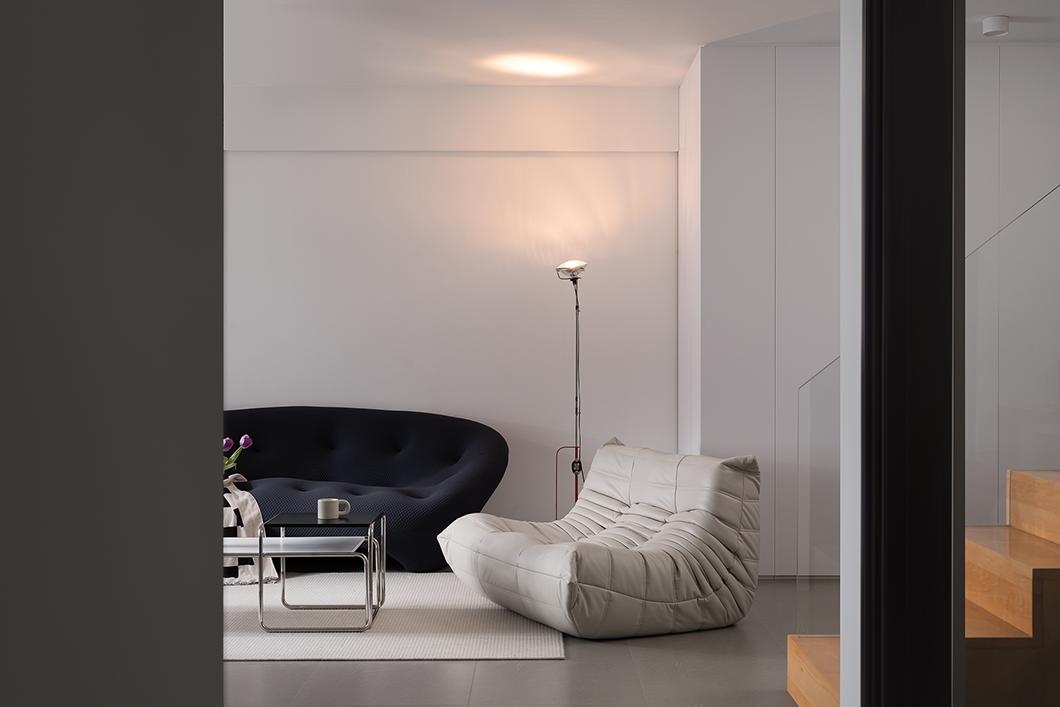 顶层复式楼带露台怎么装修,顶层复式带大露台中式装修攻略