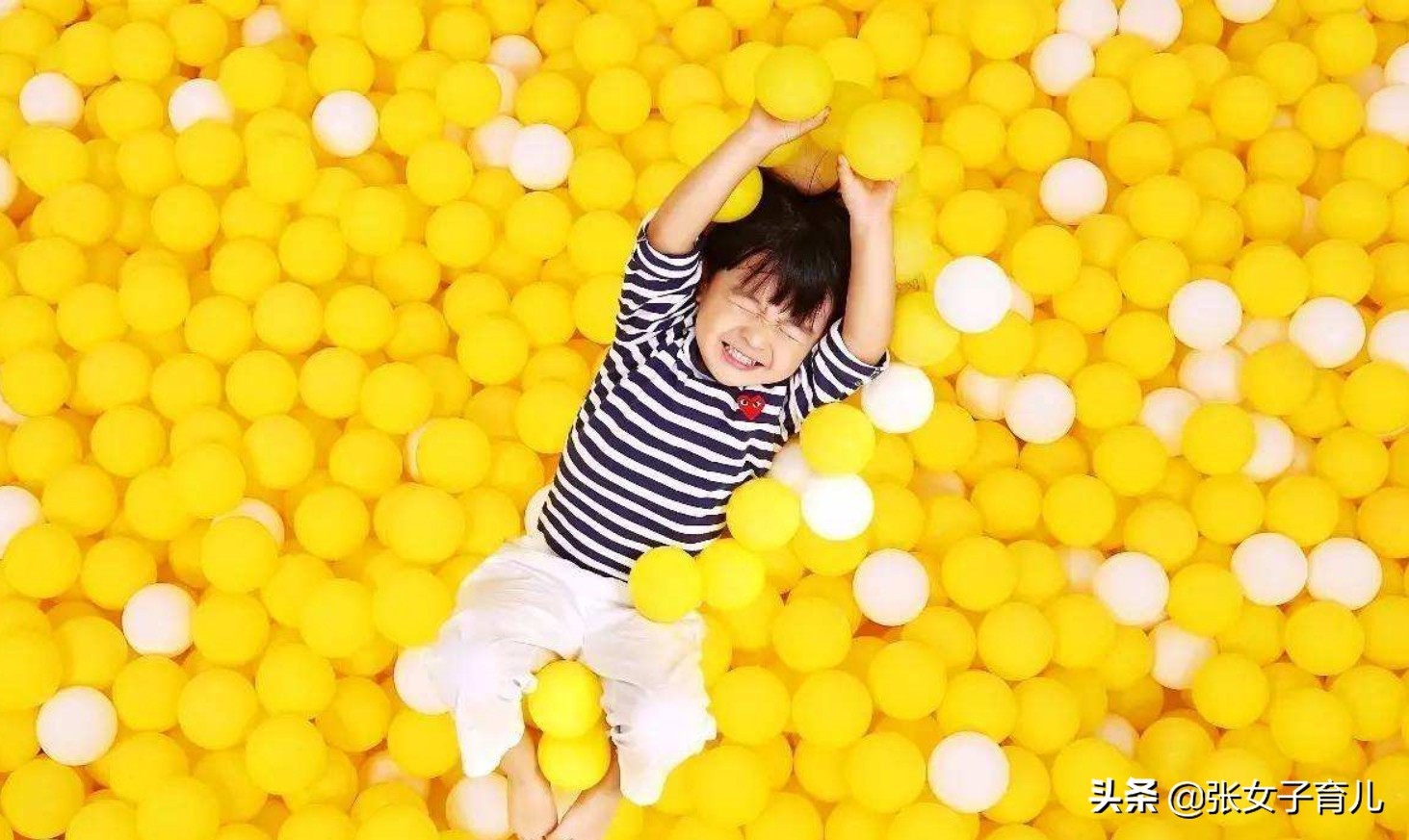 小孩子玩哪些玩具越玩越聪明,让孩子越玩越聪明的5种玩具