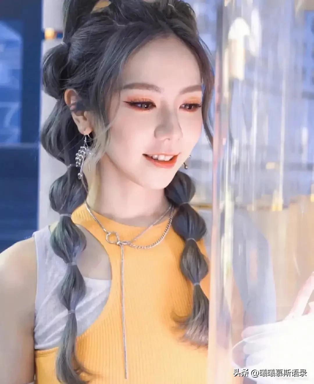 隐藏在小学生里的神仙嗓音邓紫棋,邓紫棋极具特色的嗓音倾情演唱