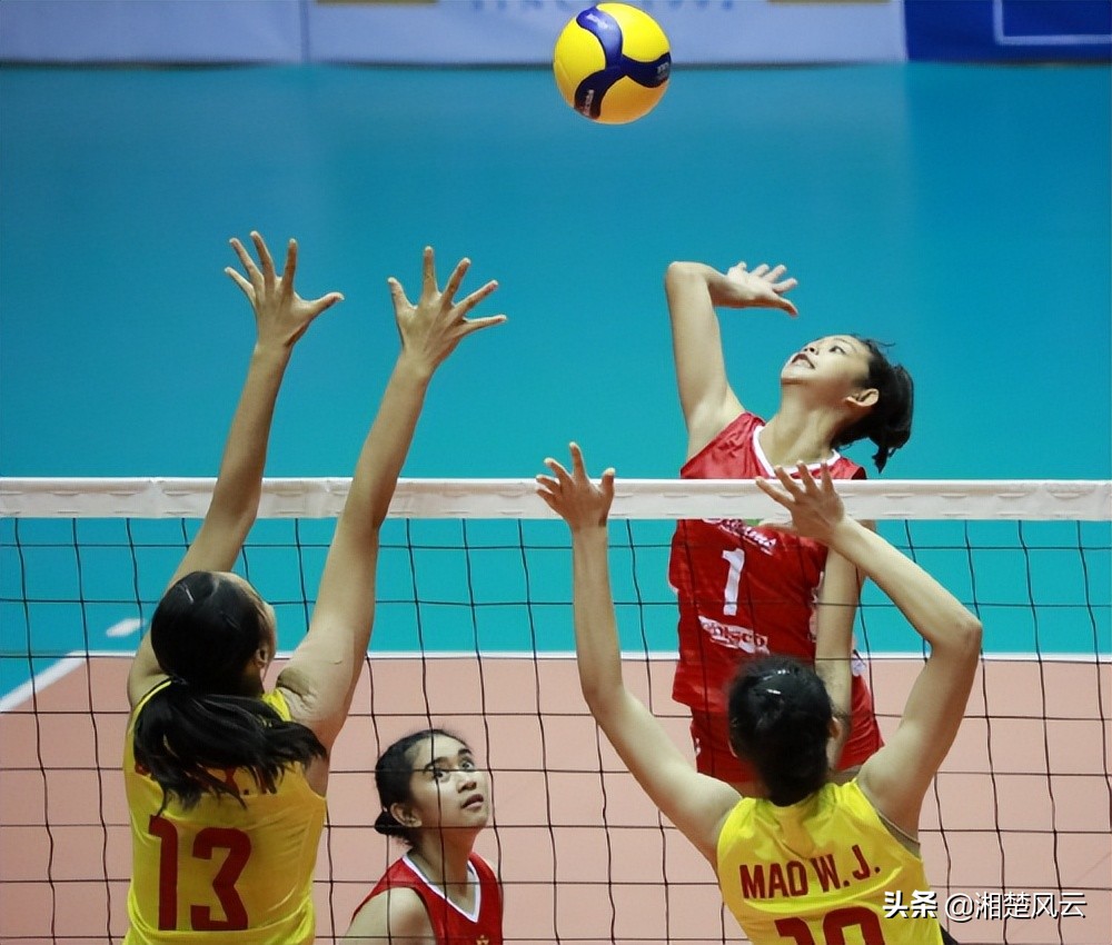 中国女排爆冷输给泰国队,中国女排遭逆转四胜一负晋级16强
