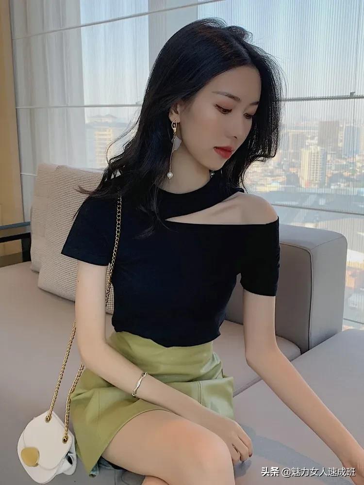 一字肩t恤上衣高级感春款,露肩上衣新款一字肩短袖