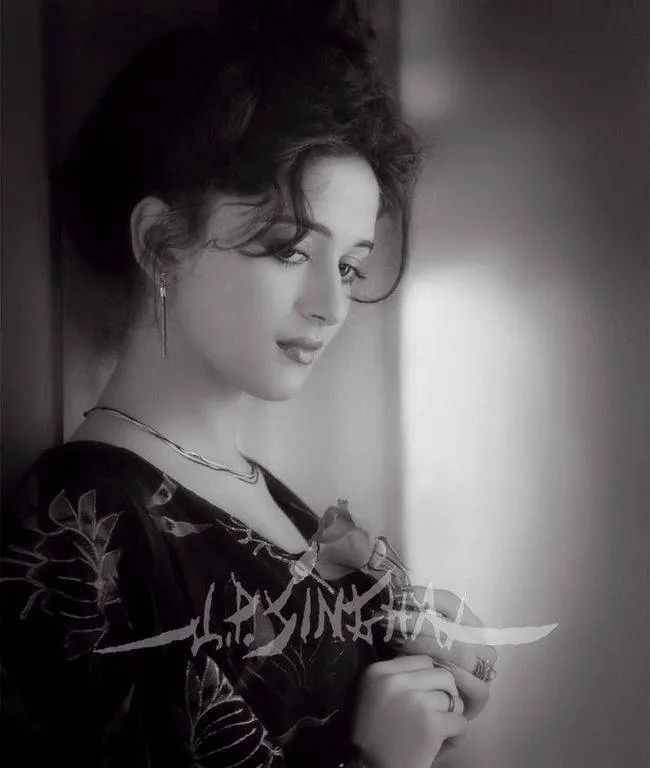 一段*拍偷**视频，差点毁了她