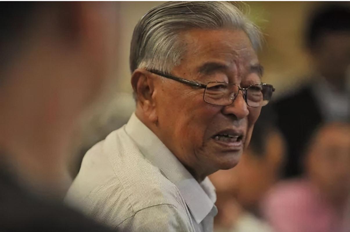 烟草大王褚时健为何入狱,50岁入狱73岁创业女版褚时健