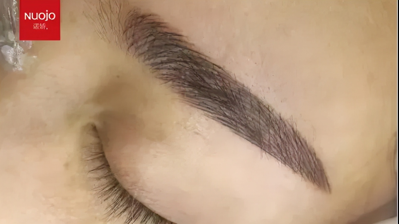 纹绣的色料好坏,纹绣师用的纹眉色料