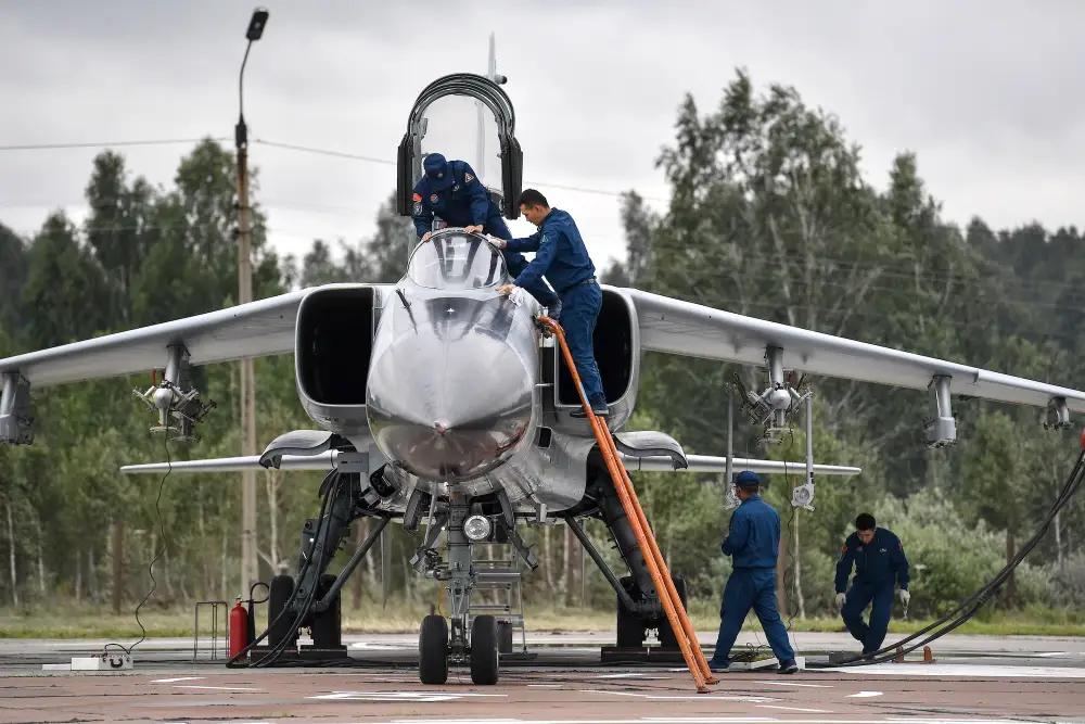 枭龙战斗机有没有借鉴f16,枭龙战斗机能挂载什么炸弹