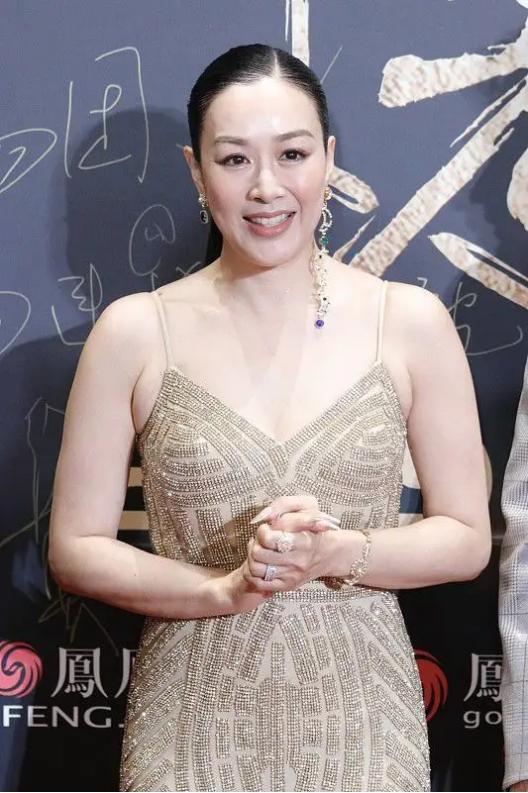 怀孕胖瘦下来的女明星,怀孕胖了又瘦的女网红