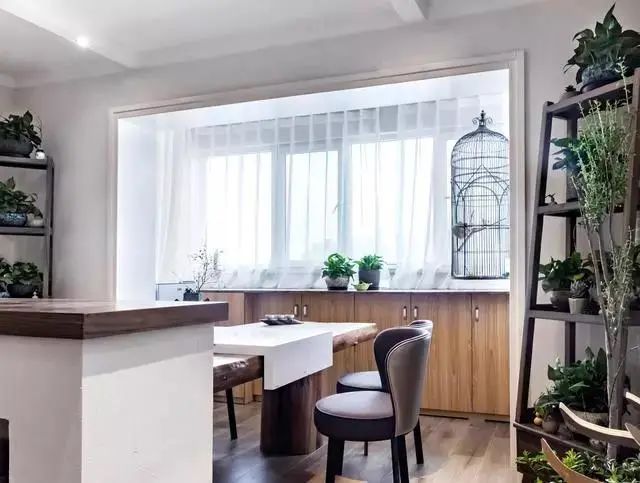 阳台太小怎么布置好看,阳台太小怎么设计柜子