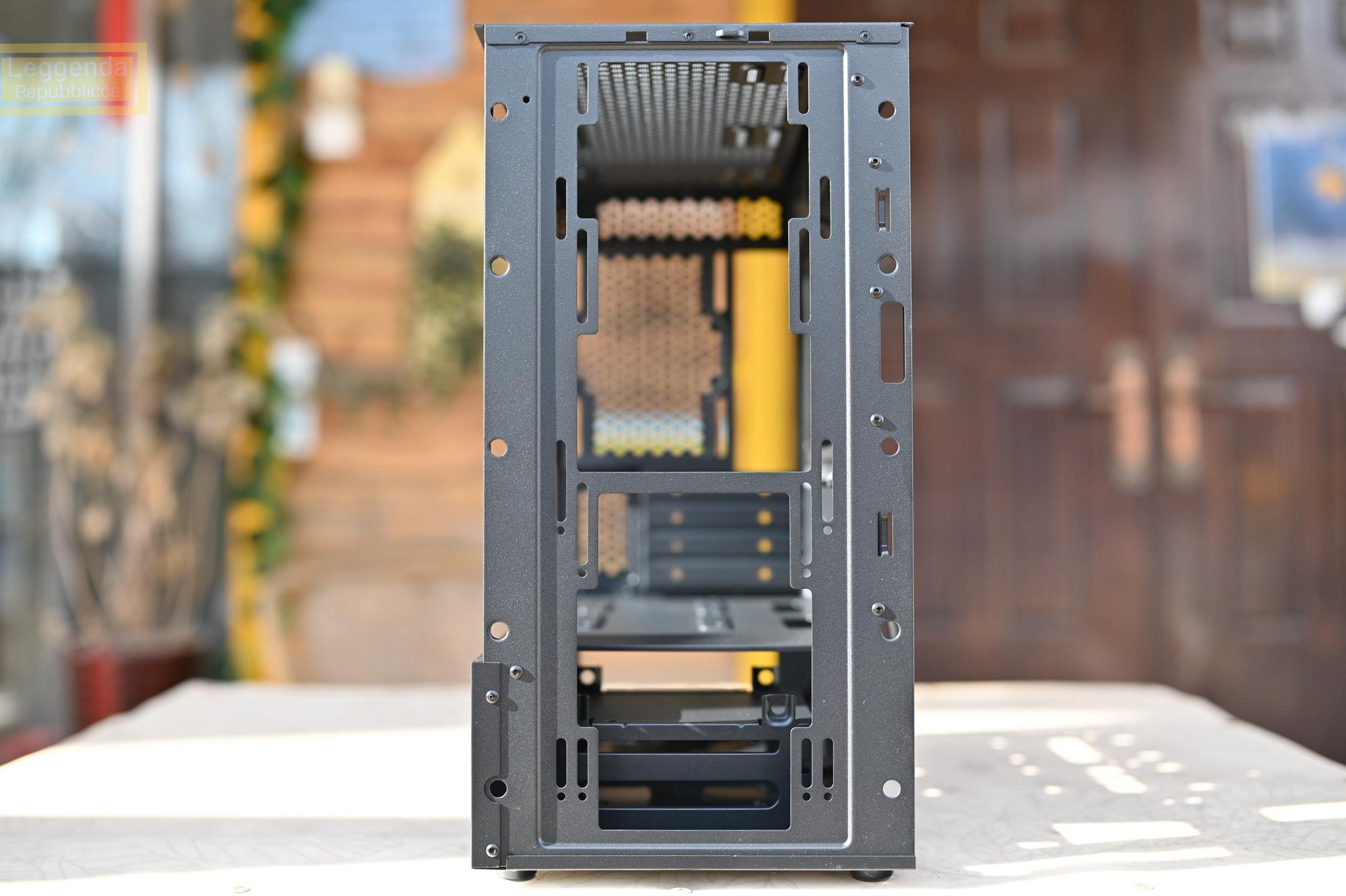 最酷炫的风冷机箱,推荐机箱炫酷