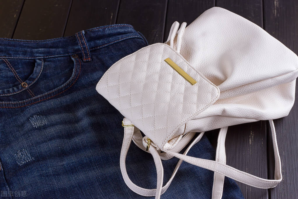 怎么分辨真皮和人造皮,教你用一滴水辨别真皮和人造皮革