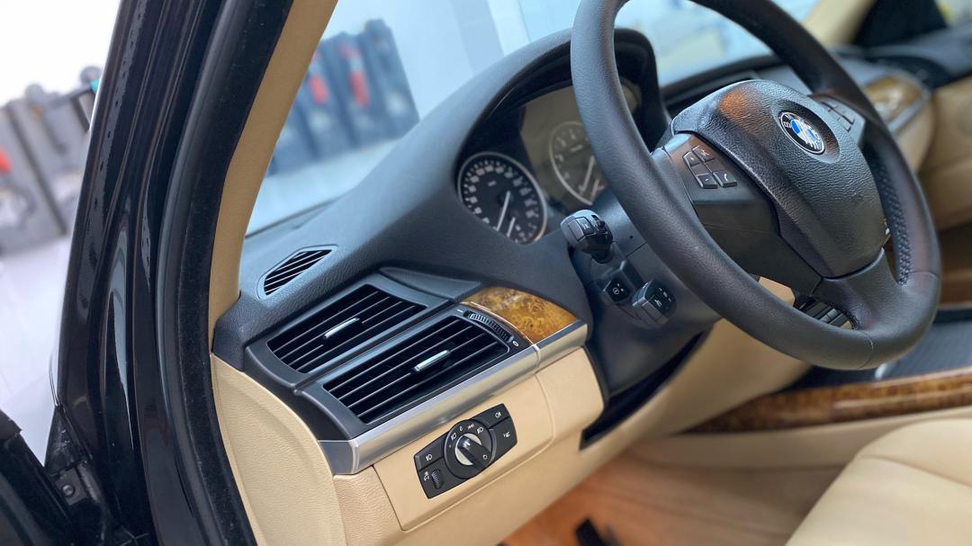 翻新整备一台老x5,13款宝马x5整备翻新