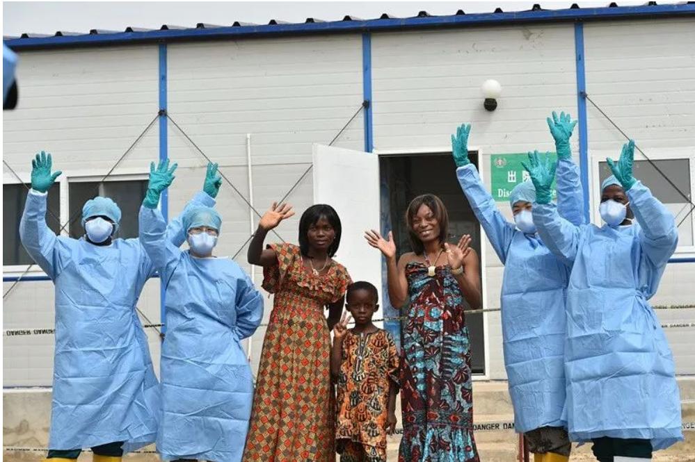 非洲孩子得了“绝症”，母亲放弃治疗，中国医生用一片药把她治好