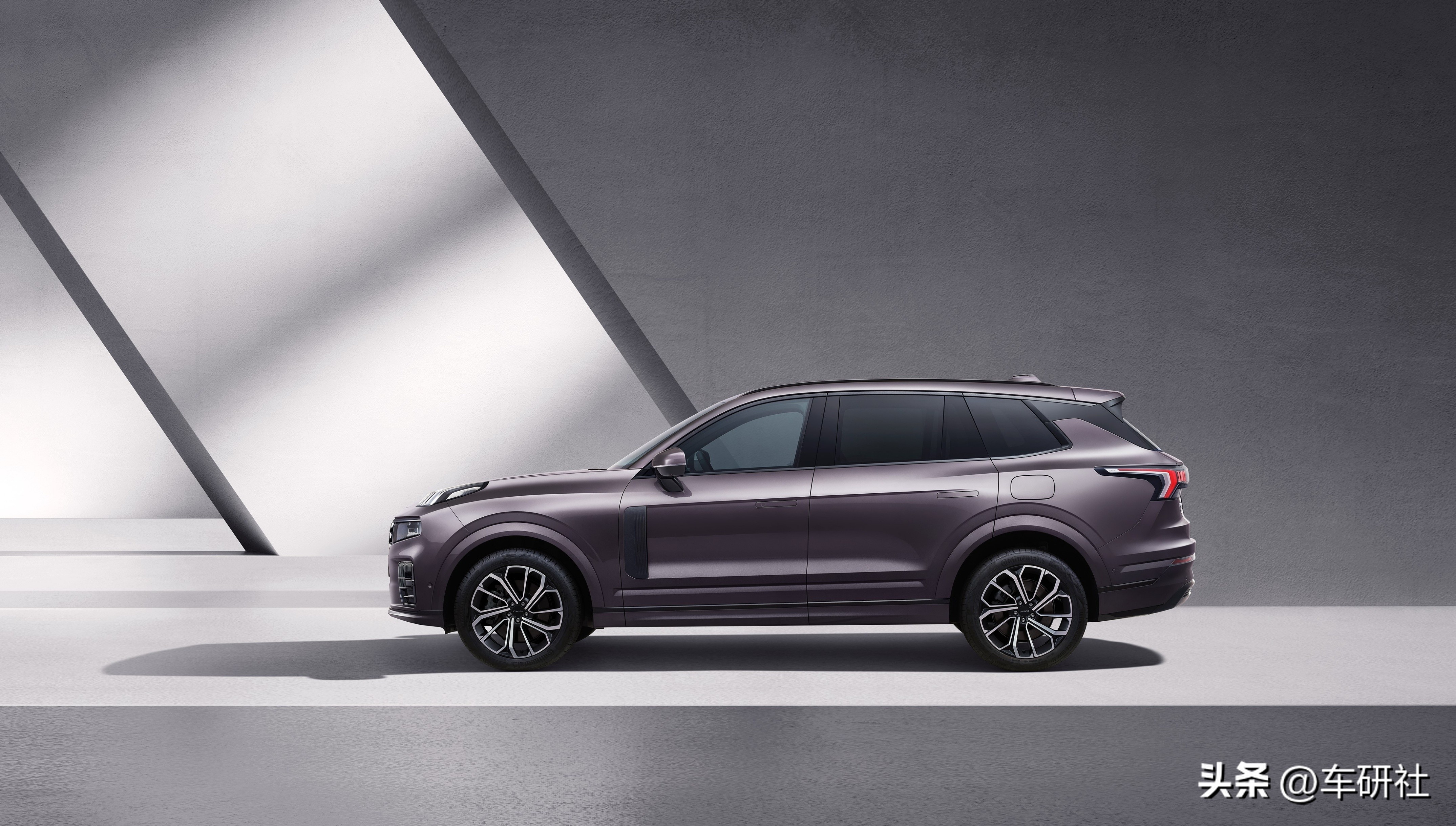 比亚迪汽车问答,吉利集团和比亚迪哪个实力雄厚