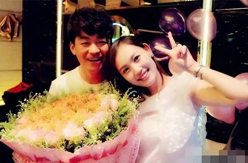 曝宋喆出狱马蓉并未现身迎接,宋喆出狱和马蓉复合了吗