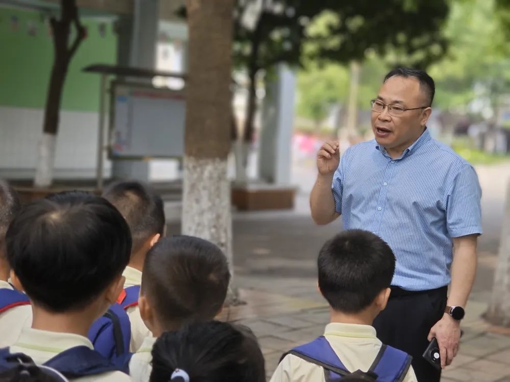 成都天府新区小学,四川天府新区永兴小学5年级6班