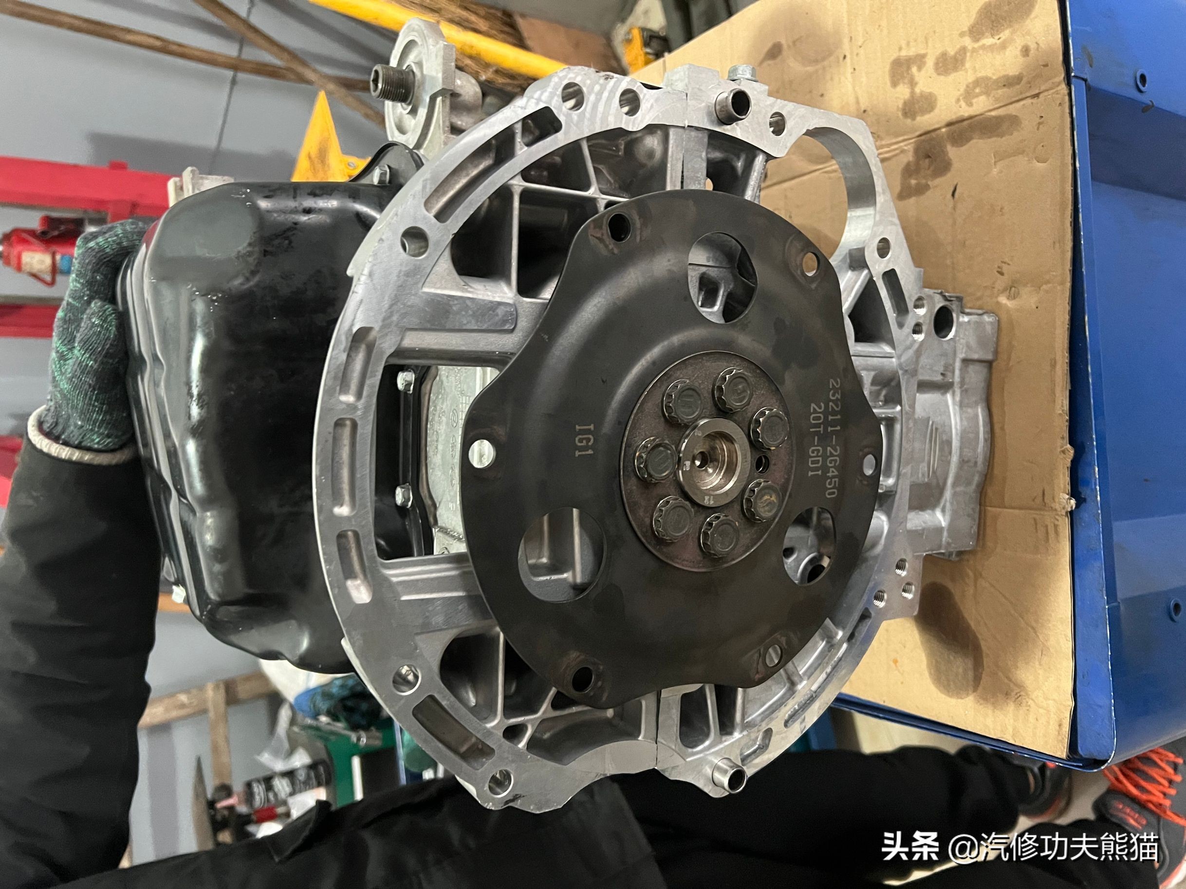 全新胜达大修,现代全新胜达9万公里烧机油