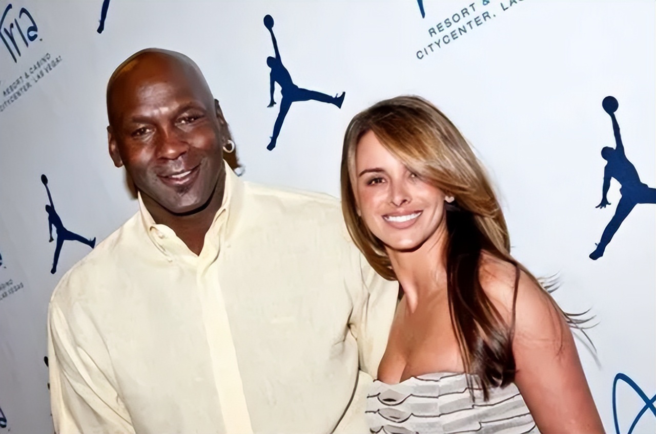 乔丹二婚妻子伊薇特,乔丹娶了詹姆斯老婆真的吗