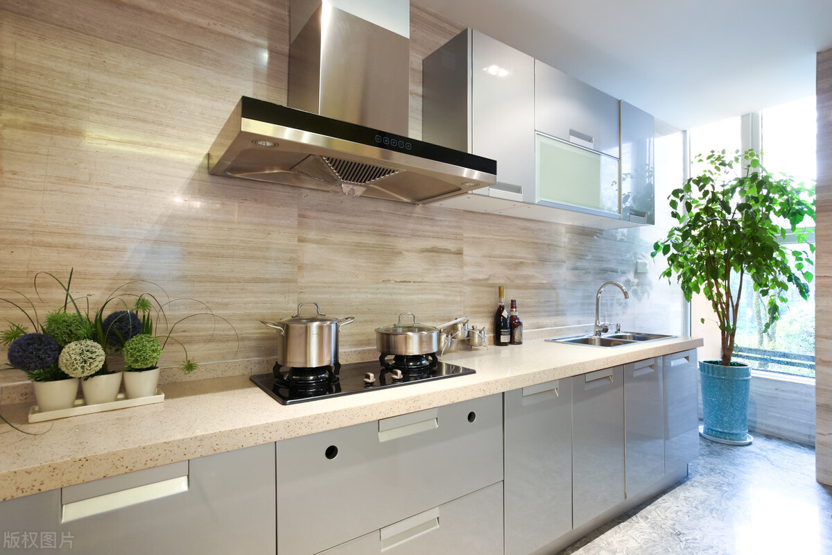 顶吸式和侧吸式油烟机哪个声音小,顶吸油烟机怎么换侧吸式的