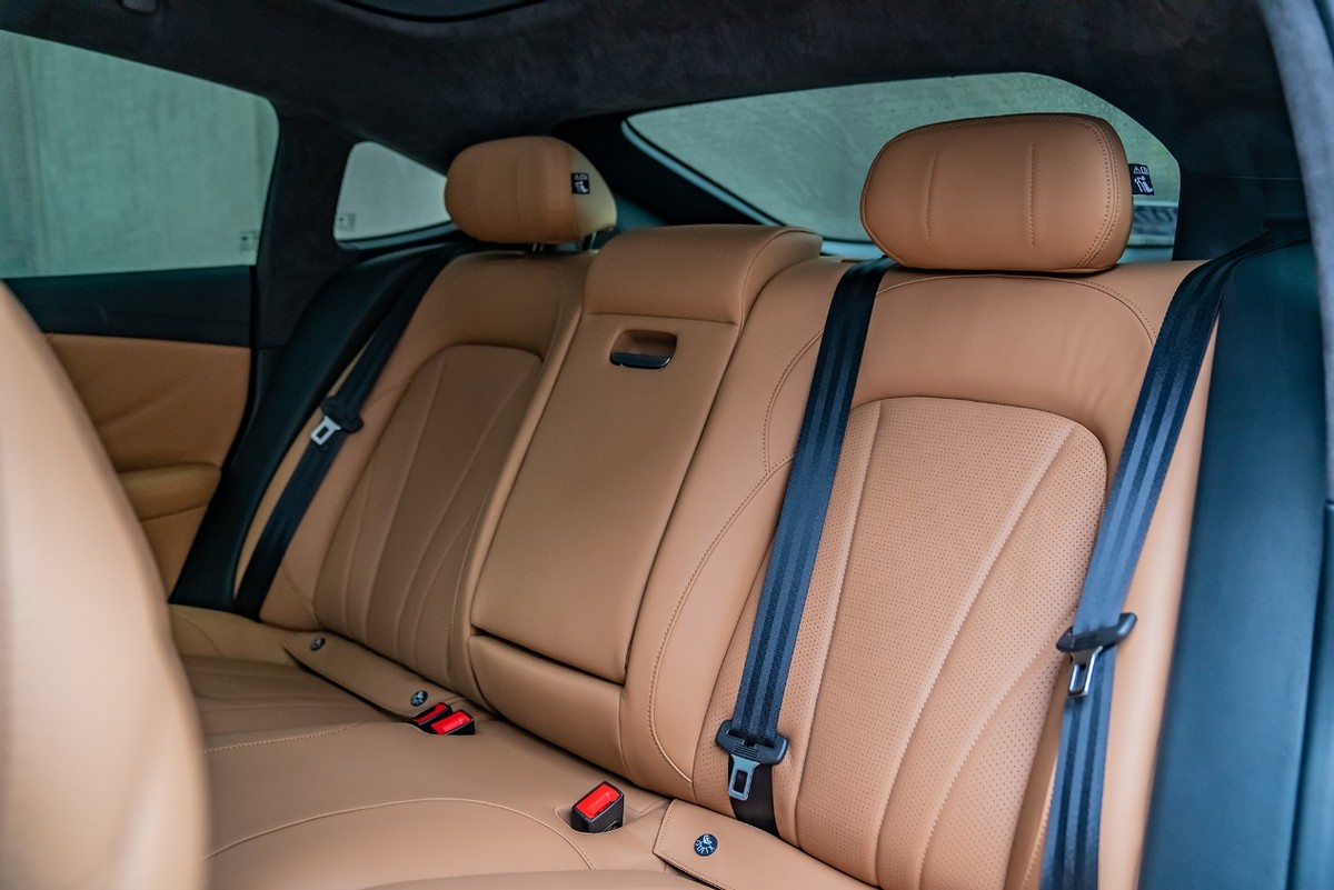 “巴赫”是怎么挤爆车企服务器的？