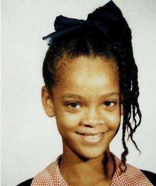 从小岛贫穷少女到国家英雄、全球最富有的女歌手，蕾哈娜的成长史