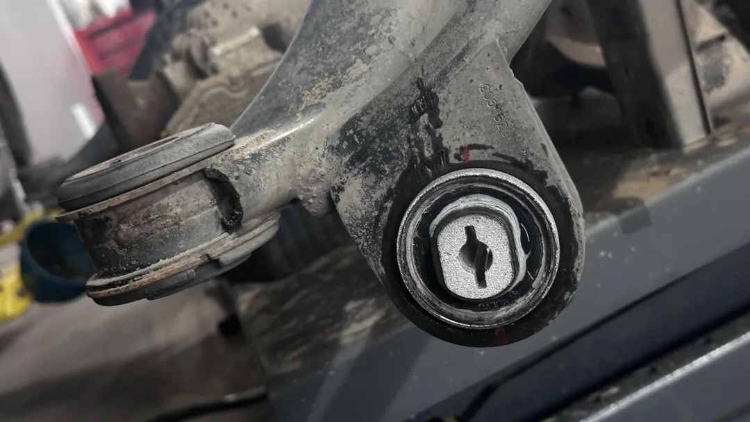 80年沃尔沃xc90出售,08款沃尔沃xc90二手多少钱