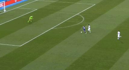 1-0爆冷！欧冠大礼包炸了：中超旧将一剑封喉，掀翻8亿豪阵