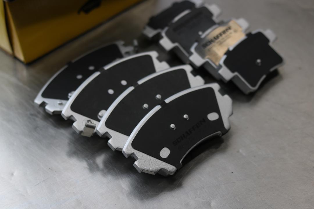 破烂的车变成新车,破烂的车子翻新