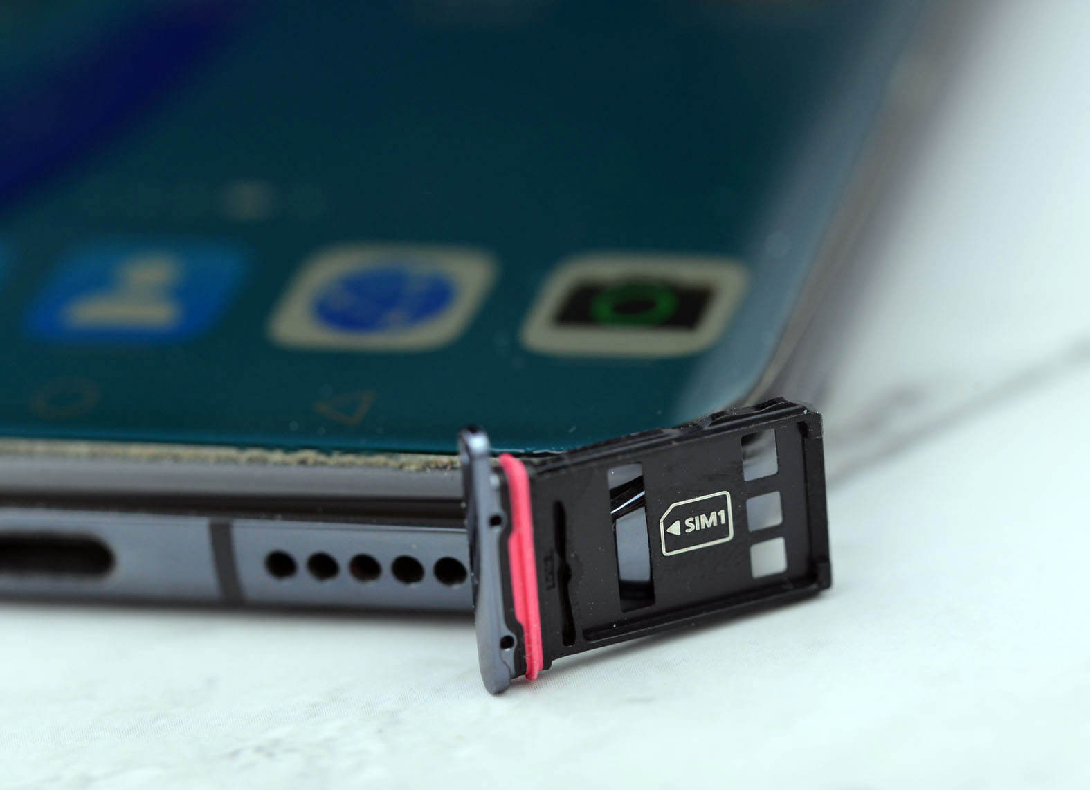 华为手机内存不够可以换内存卡吗,华为手机内存不足加nm卡行吗