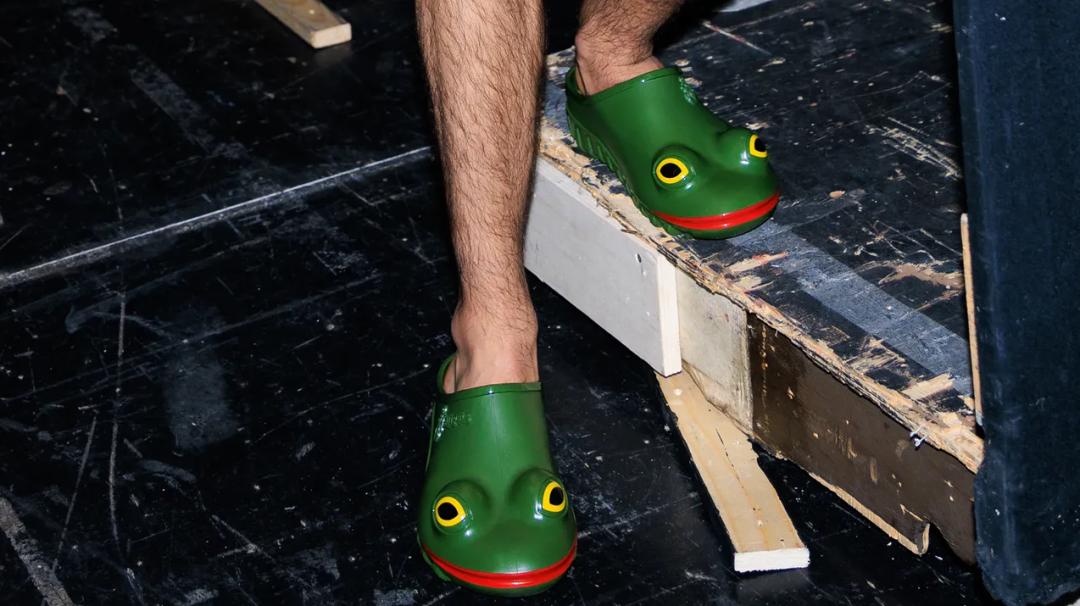 巴黎时装周男模体态,巴黎时装周2019泳装秀