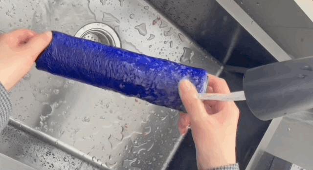 戴森吸尘器配的洗地刷头是正品吗,戴森吸尘器有洗地的功能吗